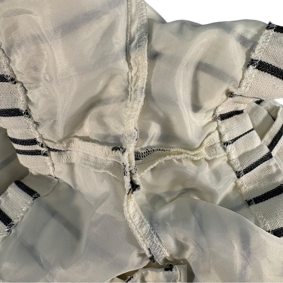 Express Linen Blend Striped Midi Low Rise Shorts Women’s 6 Coastal Grandma - Picture 4 of 11